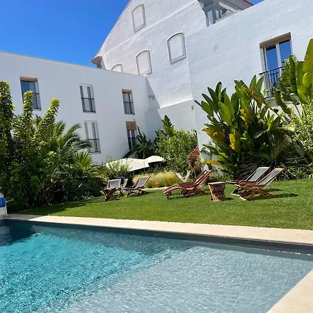 Casa Apollo فندق مبيت وإفطار 4*