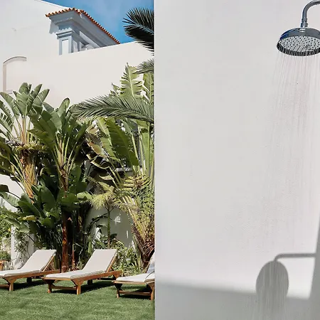 Casa Apollo Bed and Breakfast Φάρο