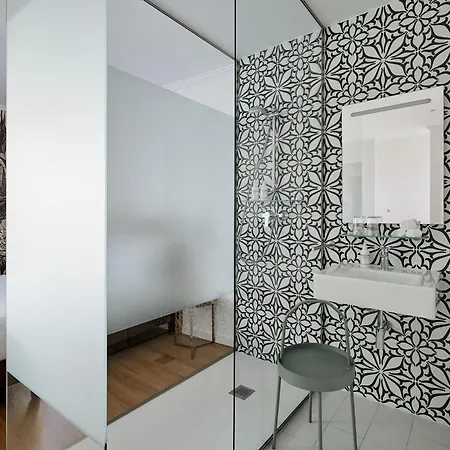 לינה וארוחת בוקר Casa Apollo 4*