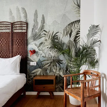 Casa Apollo Bed & Breakfast 4*